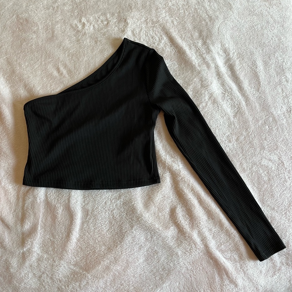 One Shoulder Long Sleeve Going Out Club Crop Top Cut Out Back SHEIN